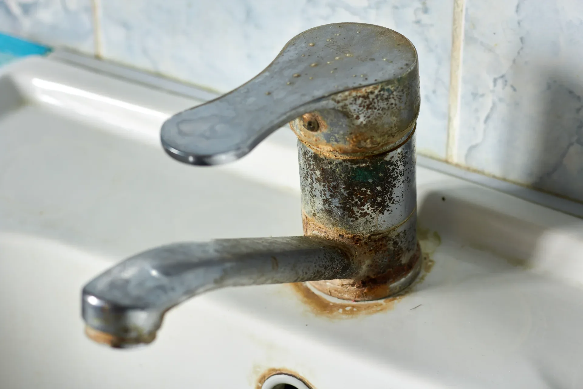 faucet and fixture repair Pickering